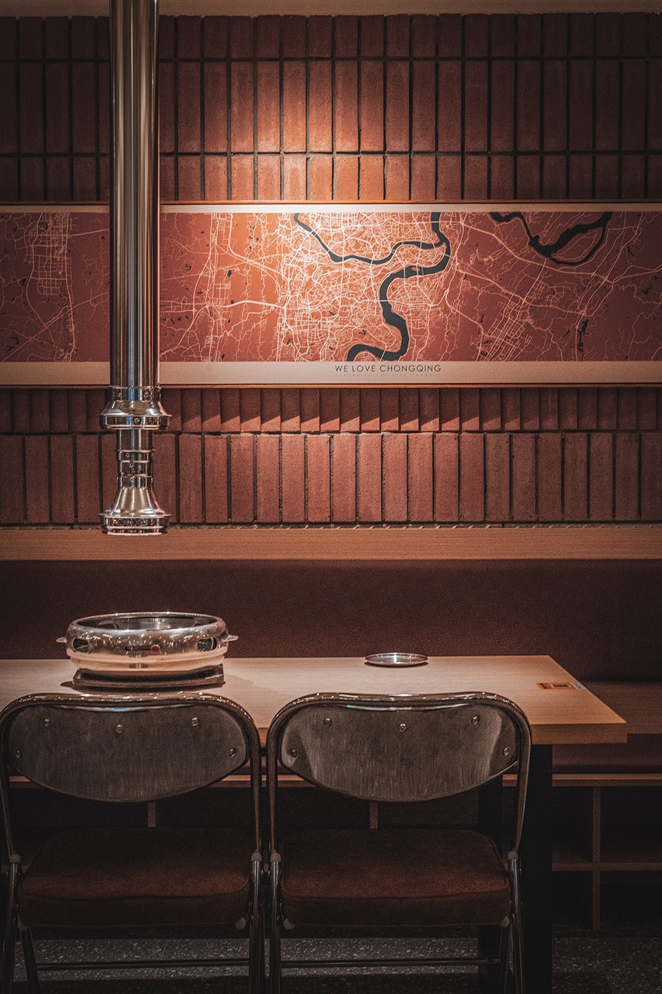 鄭州復古工業(yè)風烤肉店裝修設計案例