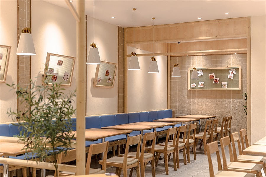 鄭州牛腩飯餐飲店裝修公司設(shè)計(jì)案例