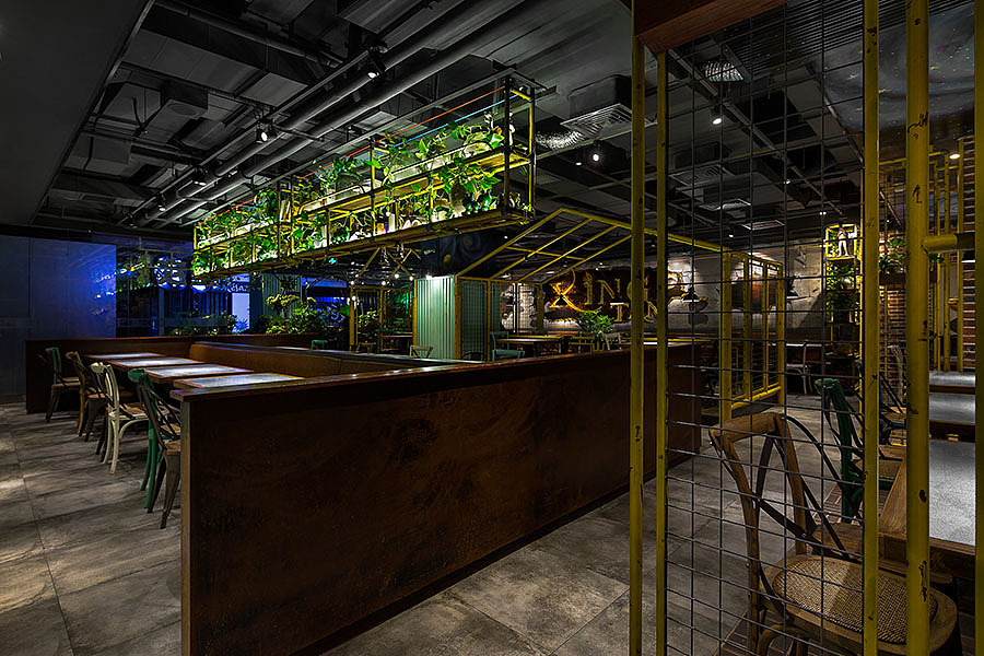 鄭州星炭鍋鍋香烤魚店裝修公司設計案例