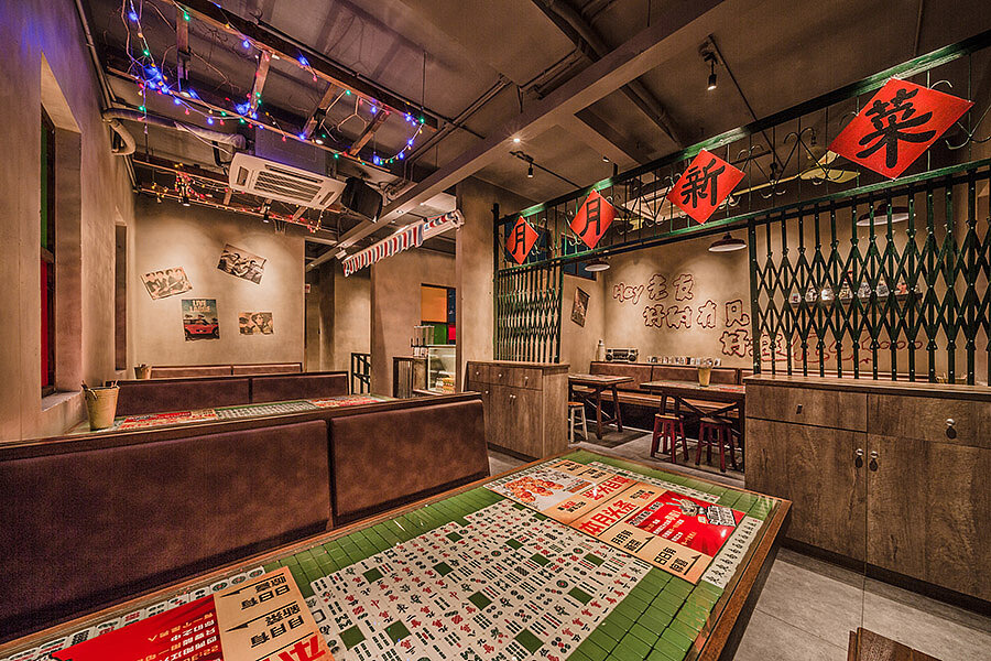 鄭州天臺上見燒烤店裝修公司設(shè)計案例