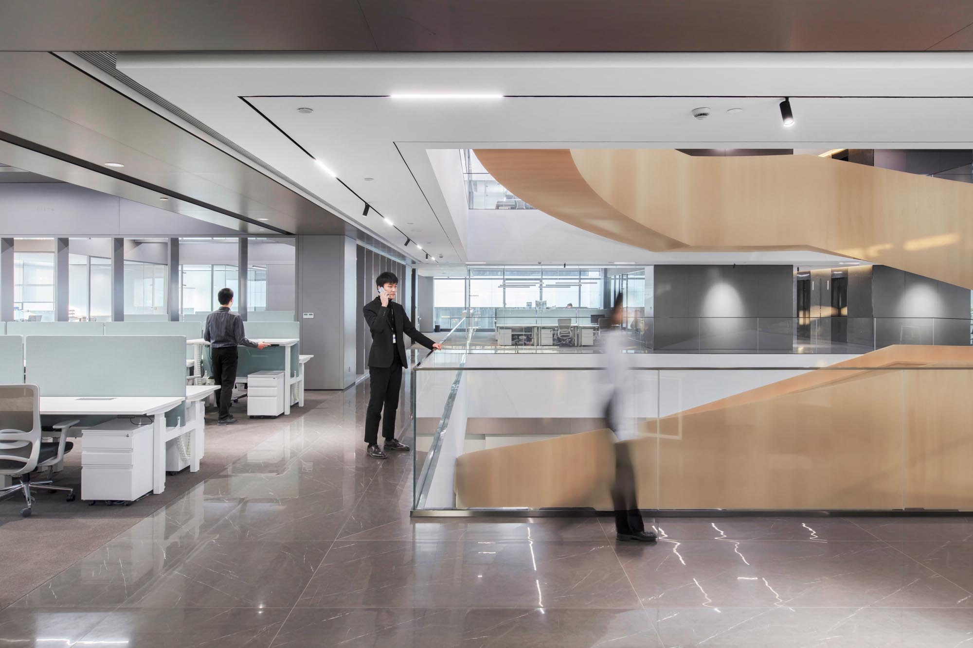 鄭州總部辦公設(shè)計(jì)公司游覽式辦公裝修案例(圖8) LYCS-Architecture-17.jpg