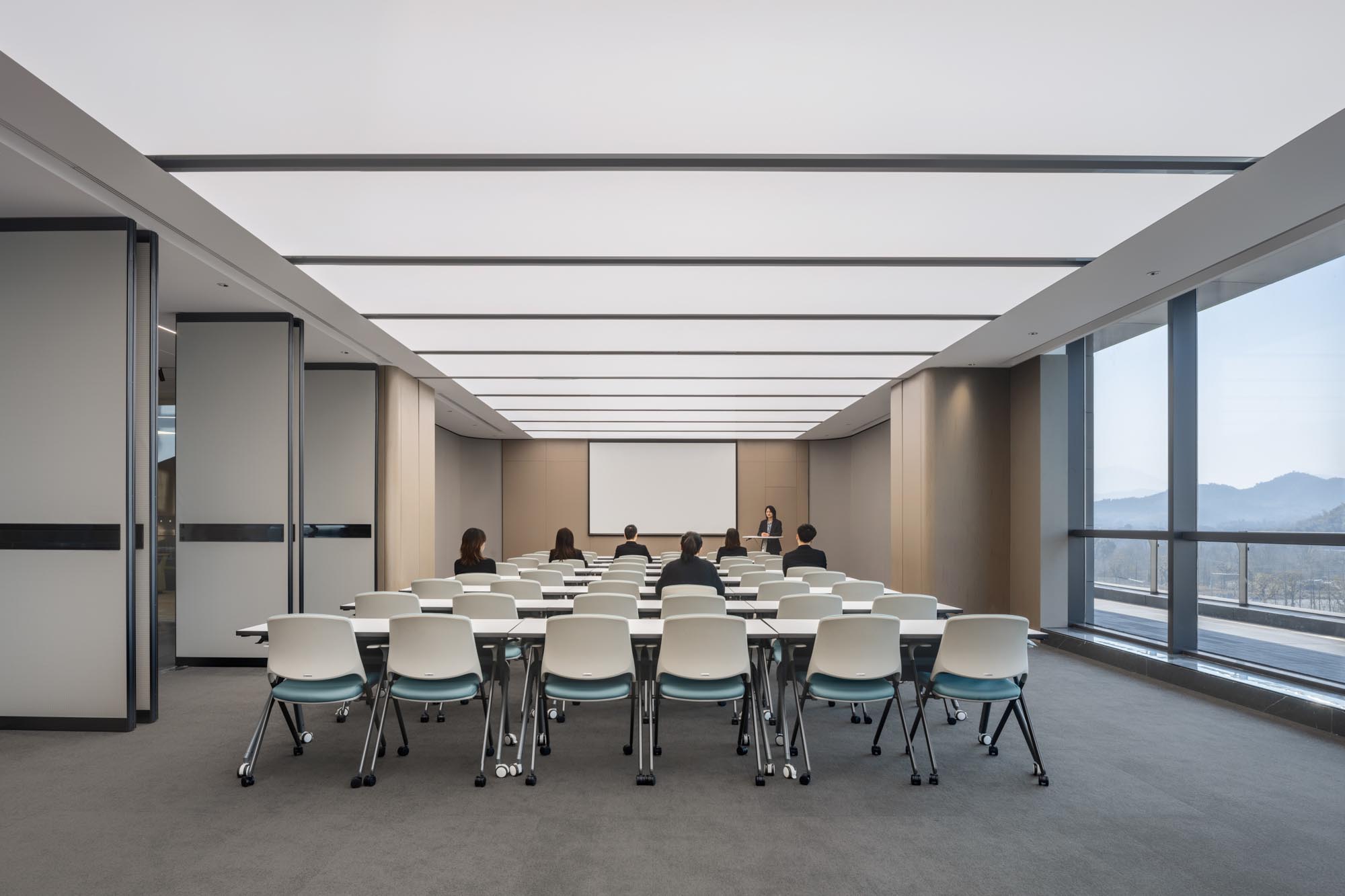 鄭州總部辦公設(shè)計(jì)公司游覽式辦公裝修案例(圖11) LYCS-Architecture-21.jpg