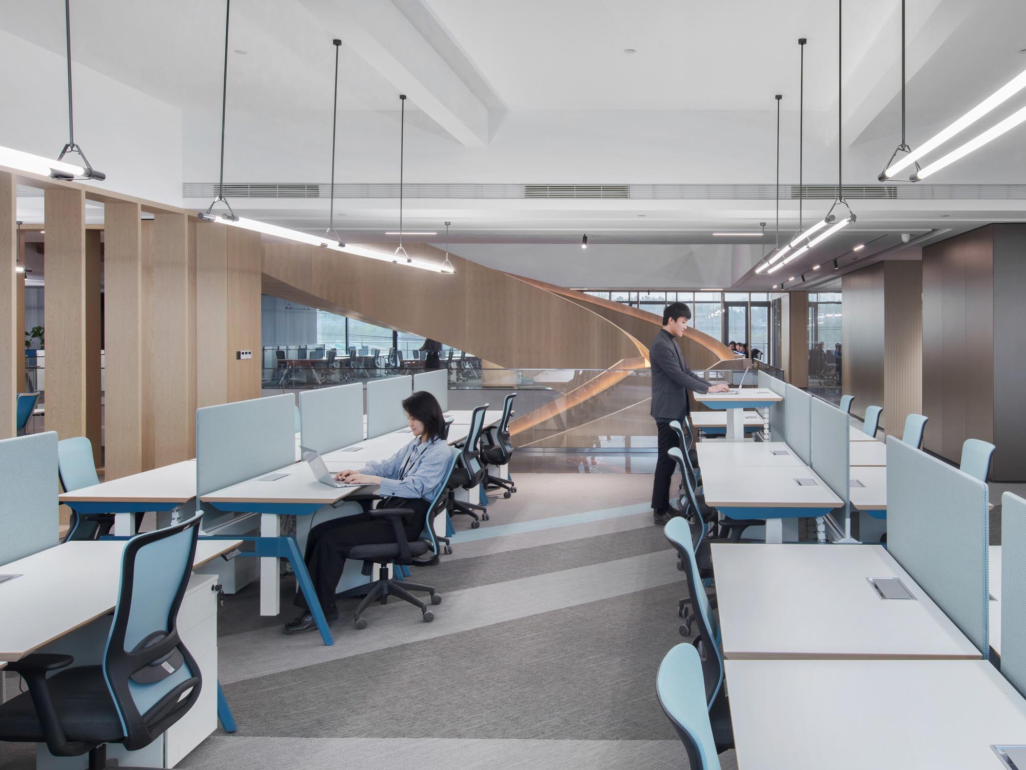 鄭州總部辦公設(shè)計(jì)公司游覽式辦公裝修案例(圖5) LYCS-Architecture-13.jpg