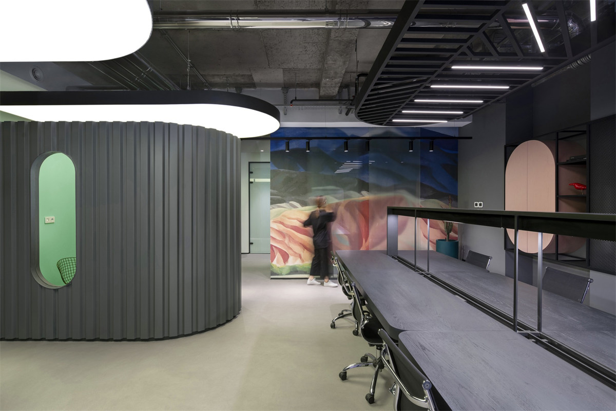 鄭州辦公室裝修推薦時(shí)尚靚麗化妝品公司辦公設(shè)計(jì)(圖11)