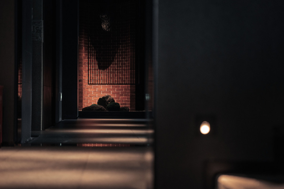 現(xiàn)代極簡(jiǎn)與中式混搭風(fēng)商務(wù)中餐廳裝修設(shè)計(jì)案例(圖7)