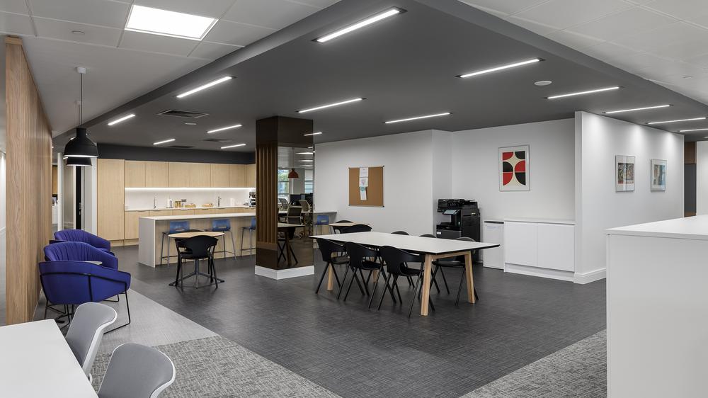 靈動多元的保險中介機構辦公室裝修設計方案(圖4)