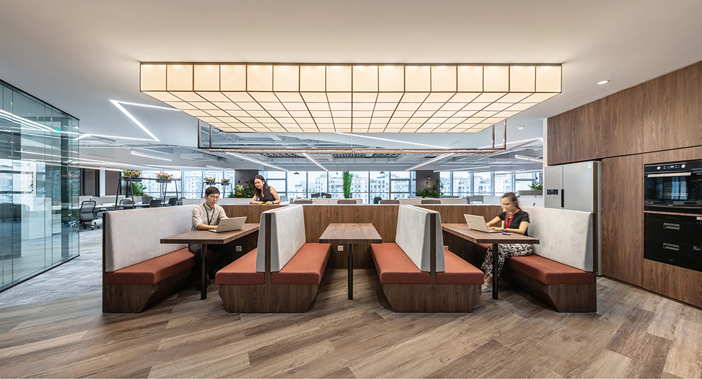 以像素為主題的GLP數(shù)據(jù)中心辦公室裝修設(shè)計(jì)案例(圖7) 以像素為主題的GLP數(shù)據(jù)中心辦公室裝修設(shè)計(jì)案例(圖7)