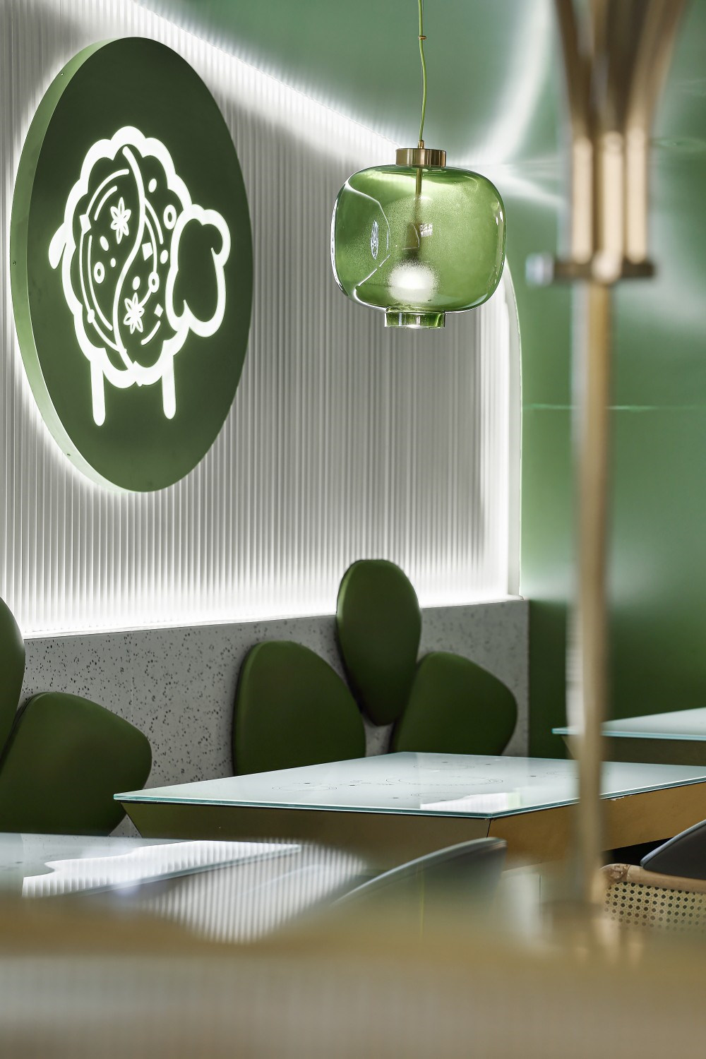 小肥羊草原蒙古主題火鍋店裝修設(shè)計(jì)圖(圖6) 小肥羊草原蒙古主題火鍋店裝修設(shè)計(jì)圖(圖6)