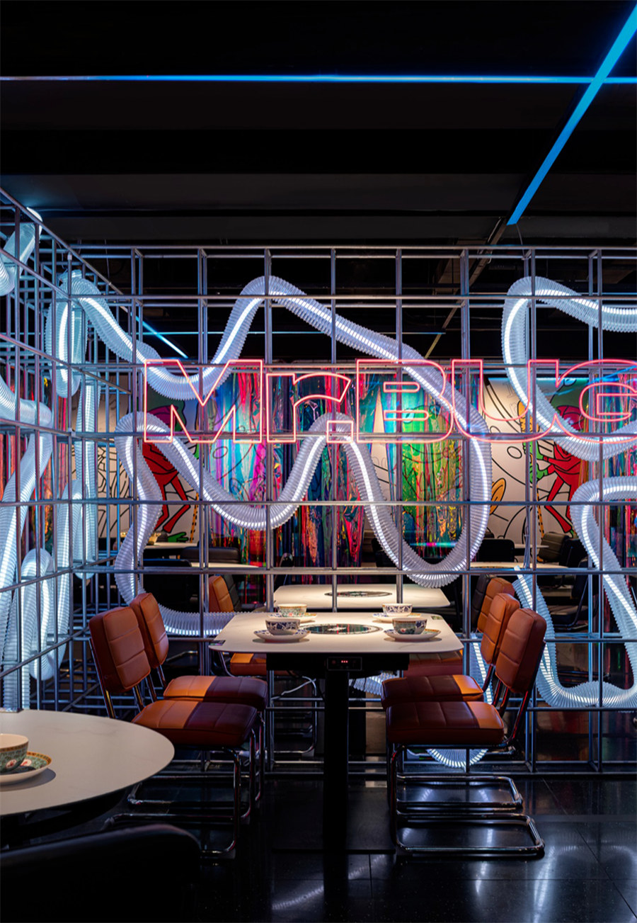 時尚潮酷賽博朋克風(fēng)牛蛙火鍋店裝修設(shè)計方案(圖6)