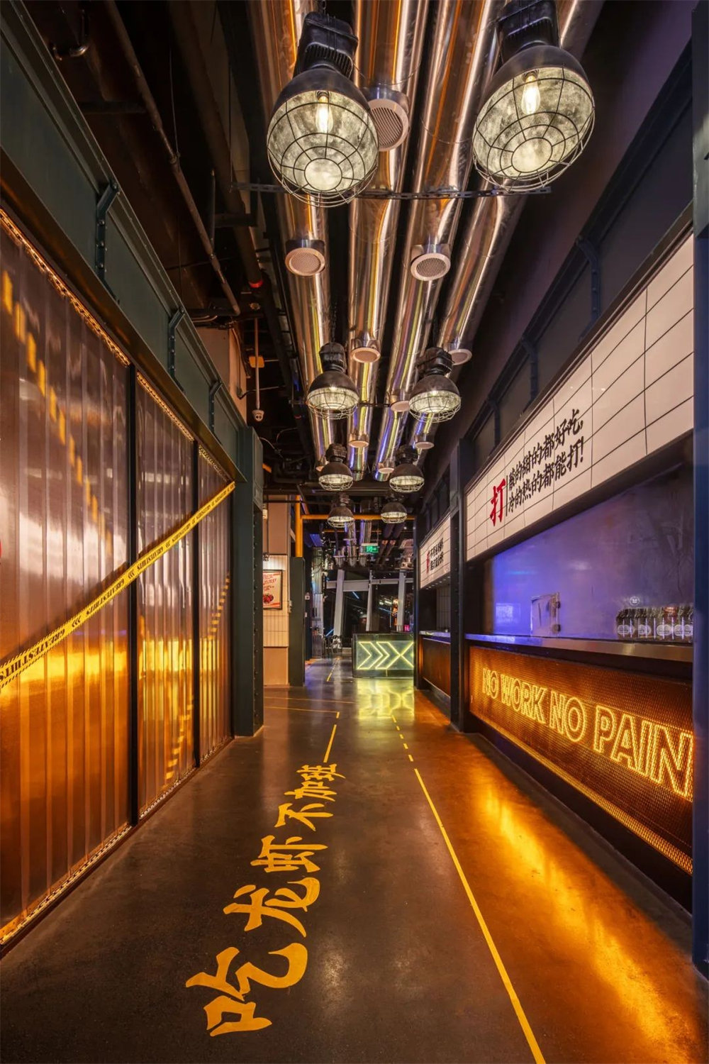 鄭州餐廳裝修推薦劇院工業(yè)風(fēng)小龍蝦店裝修設(shè)計(jì)(圖4)