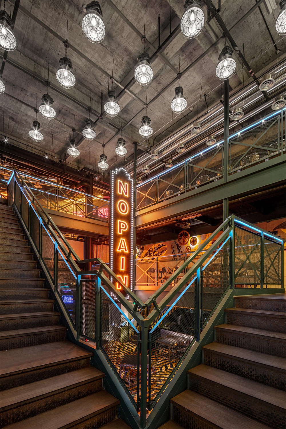 鄭州餐廳裝修推薦劇院工業(yè)風(fēng)小龍蝦店裝修設(shè)計(jì)(圖7)