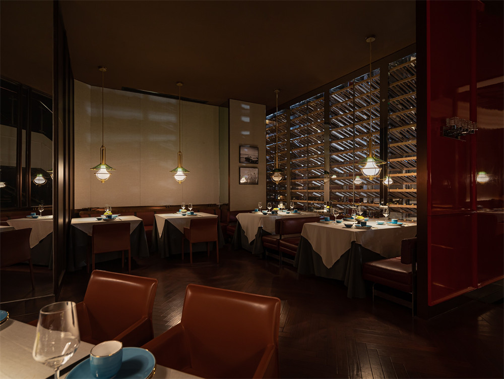 鄭州高端餐飲設(shè)計(jì)推薦粵淮軒餐廳裝修設(shè)計(jì)方案(圖5) 鄭州高端餐飲設(shè)計(jì)推薦粵淮軒餐廳裝修設(shè)計(jì)方案(圖5)