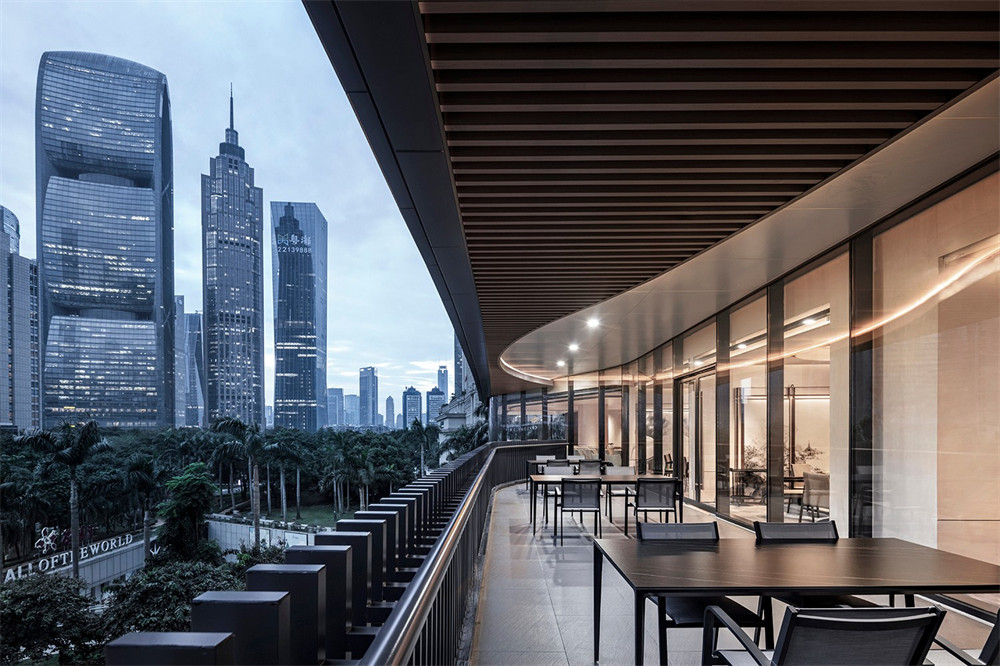 中西合璧南海漁村高端海鮮餐廳裝修設(shè)計(jì)案例(圖1)