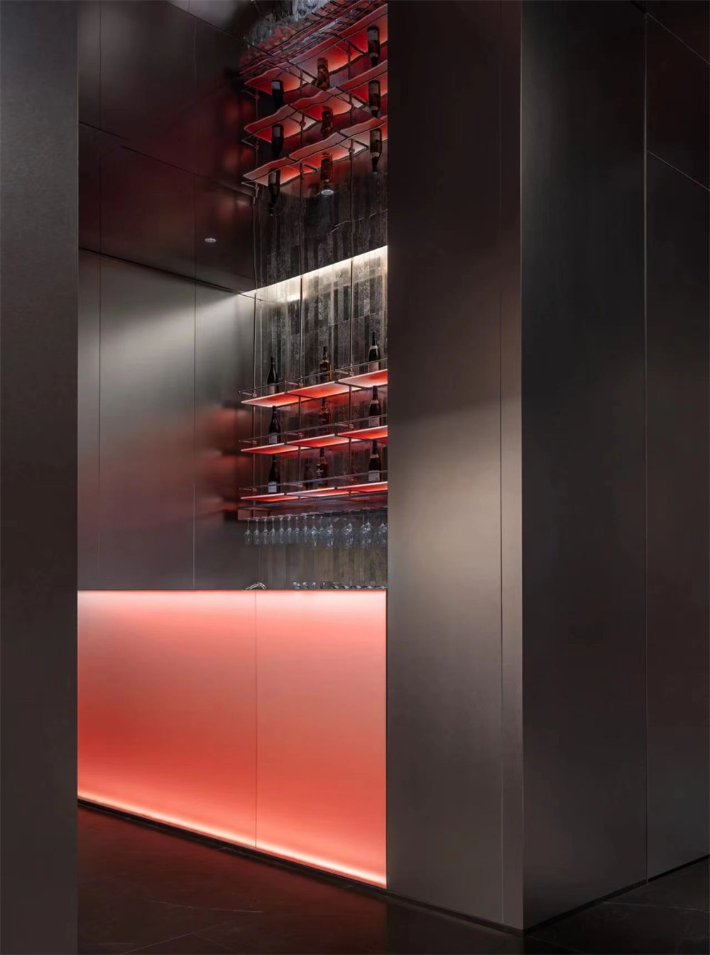 食川非川 特色新式川菜餐廳裝修設(shè)計(jì)案例(圖2) 食川非川 特色新式川菜餐廳裝修設(shè)計(jì)案例(圖2)