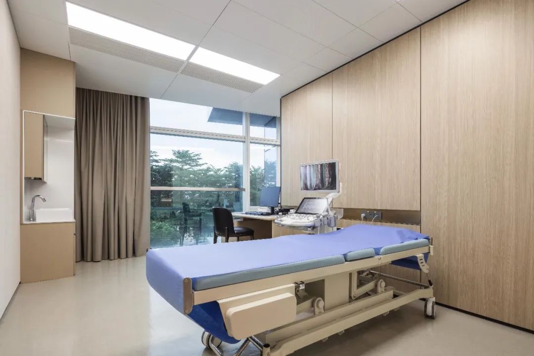 現(xiàn)代簡約大氣的前海人壽廣州總醫(yī)院門診部裝修設計方案(圖10)