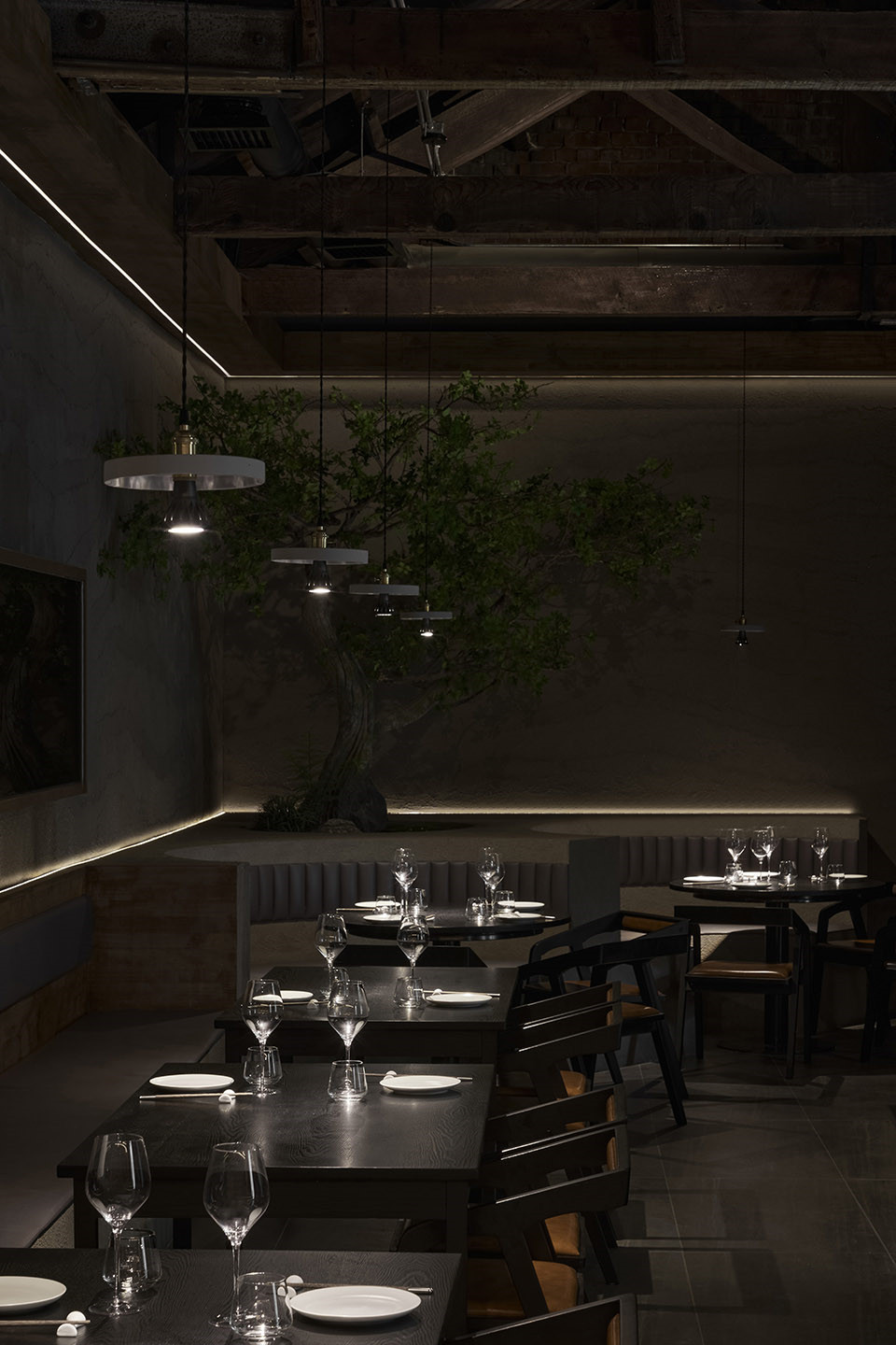 文物老宅改造成餐廳  和歌辭餐廳裝修設計(圖8)