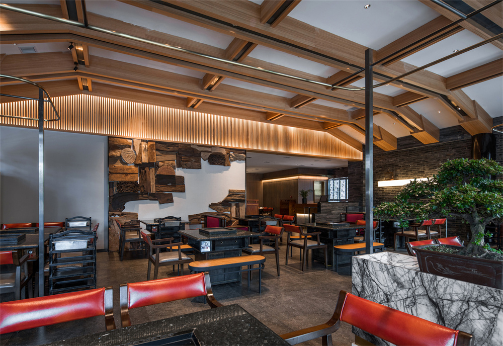 層高不高的重慶老火鍋店經(jīng)典翻新改造設計方案(圖6) 層高不高的重慶老火鍋店經(jīng)典翻新改造設計方案(圖6)