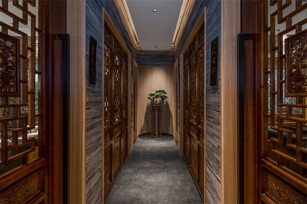 層高不高的重慶老火鍋店經(jīng)典翻新改造設計方案(圖9) 層高不高的重慶老火鍋店經(jīng)典翻新改造設計方案(圖9)