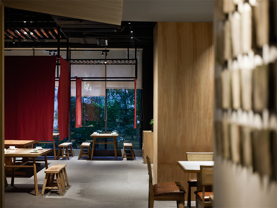 低造價效果佳  坐井百年江湖菜中餐廳裝修設(shè)計方案(圖7)