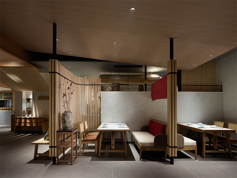 低造價效果佳  坐井百年江湖菜中餐廳裝修設(shè)計方案(圖6)