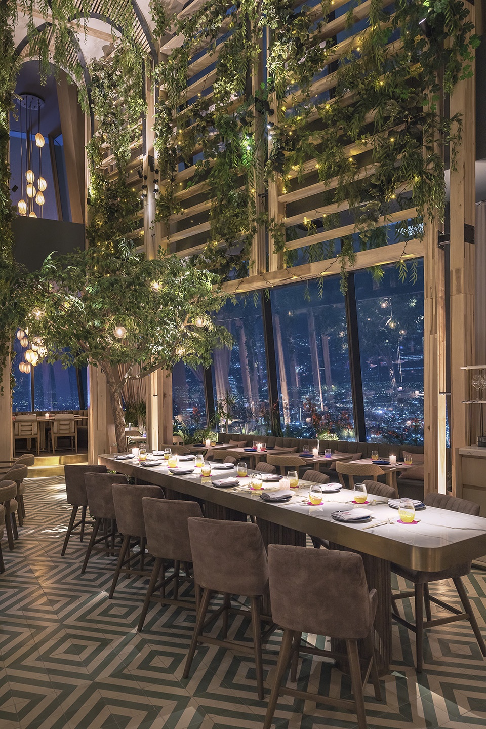 室內(nèi)庭院式LING LING特色餐廳裝修設計方案(圖10)