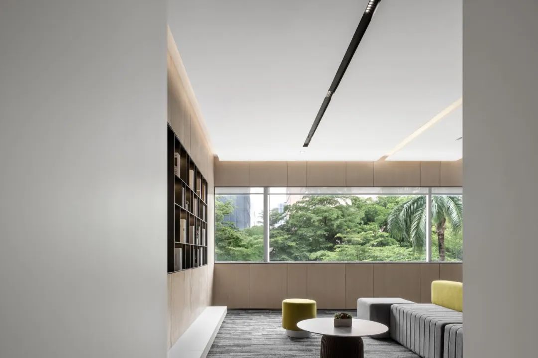 鄭州金博大分享聯(lián)想控股3.0多元辦公室裝修設(shè)計(圖9) 鄭州金博大分享聯(lián)想控股3.0多元辦公室裝修設(shè)計(圖9)