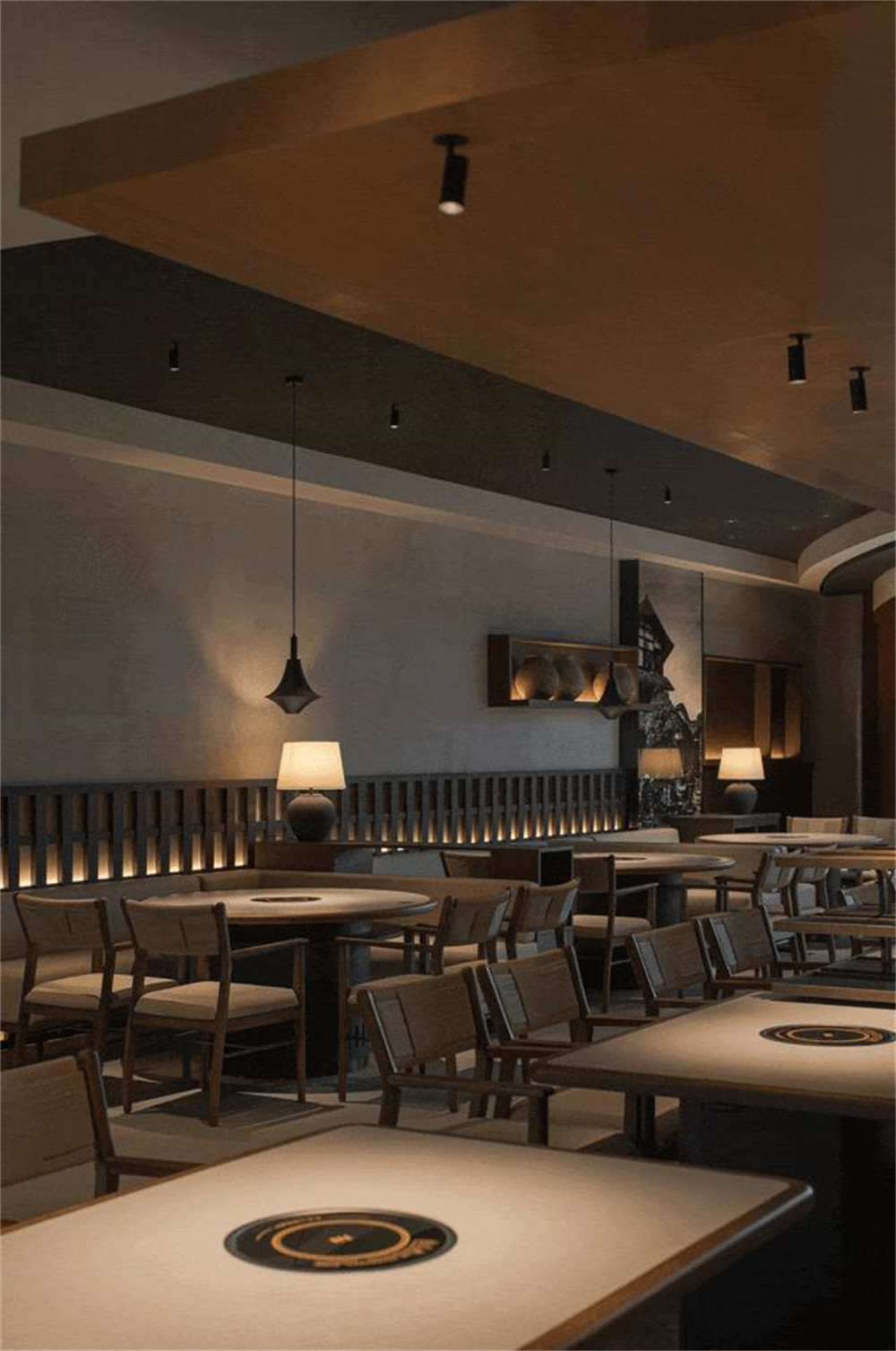 鄭州餐飲設(shè)計(jì)推薦巧阿斗傳統(tǒng)羊肉湯鍋裝修設(shè)計(jì)案例(圖8) 鄭州餐飲設(shè)計(jì)推薦巧阿斗傳統(tǒng)羊肉湯鍋裝修設(shè)計(jì)案例(圖8)