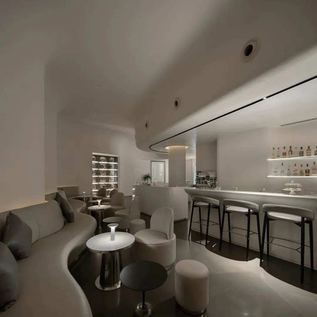 鄭州金博大推薦BLG現(xiàn)代法式餐廳裝修設計方案(圖3) 鄭州金博大推薦BLG現(xiàn)代法式餐廳裝修設計方案(圖3)