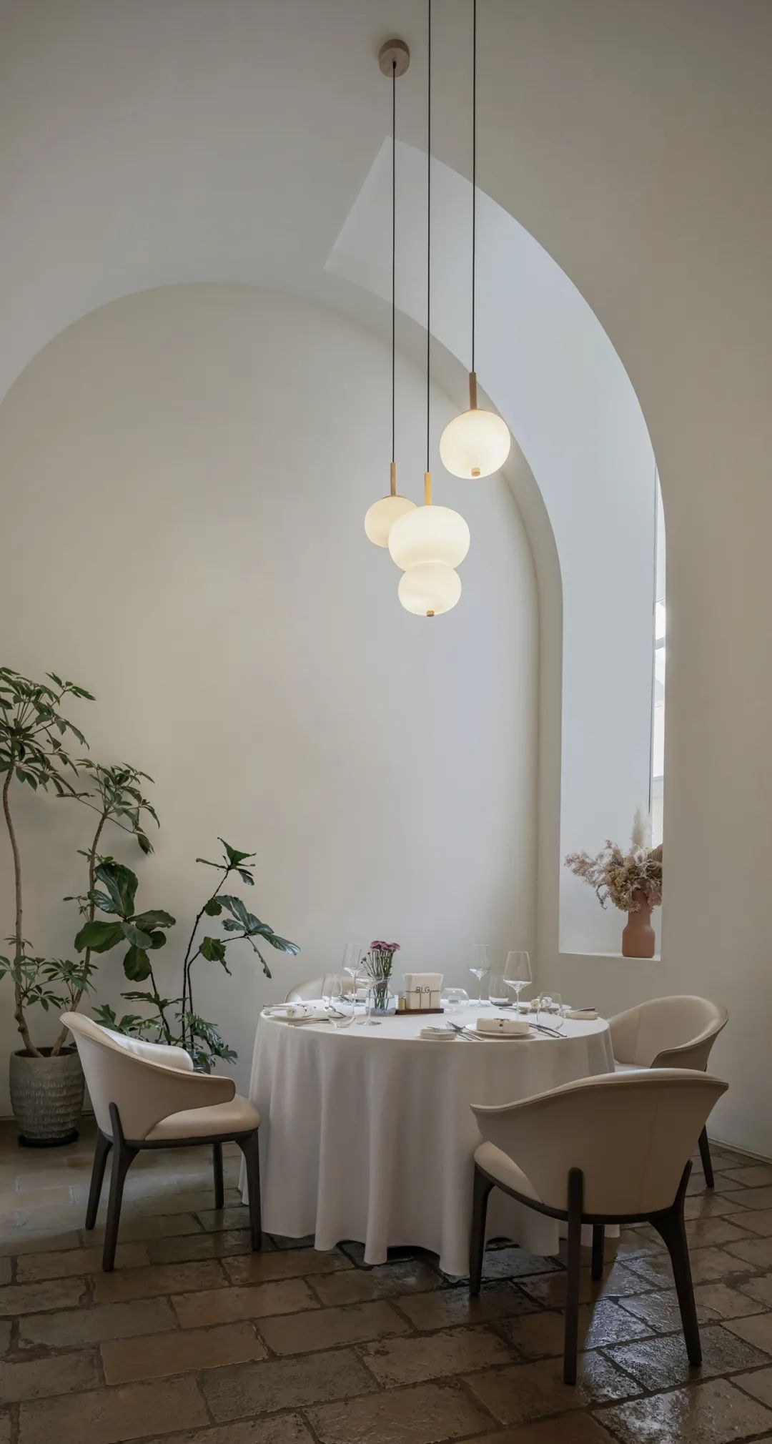 鄭州金博大推薦BLG現(xiàn)代法式餐廳裝修設計方案(圖9) 鄭州金博大推薦BLG現(xiàn)代法式餐廳裝修設計方案(圖9)