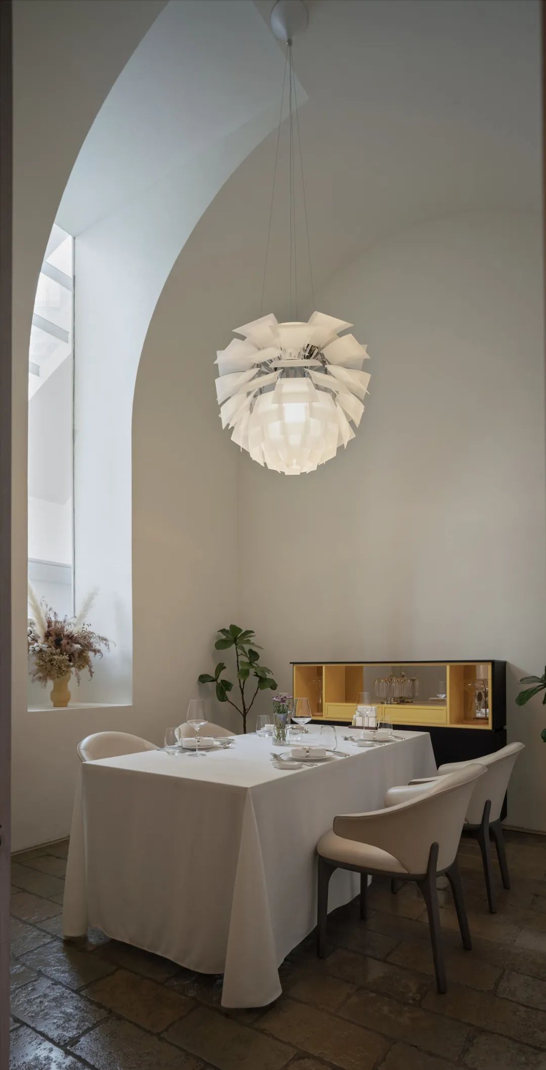 鄭州金博大推薦BLG現(xiàn)代法式餐廳裝修設計方案(圖10) 鄭州金博大推薦BLG現(xiàn)代法式餐廳裝修設計方案(圖10)