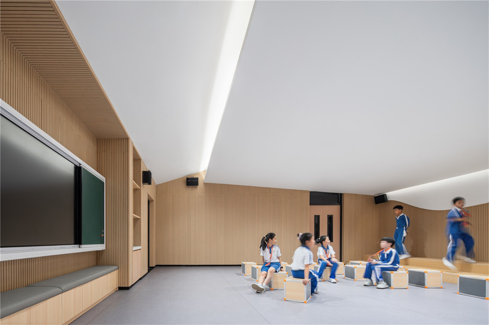 鄭州金博大推薦深圳南山長(zhǎng)源小學(xué)裝修設(shè)計(jì)方案(圖10) 鄭州金博大推薦深圳南山長(zhǎng)源小學(xué)裝修設(shè)計(jì)方案(圖10)