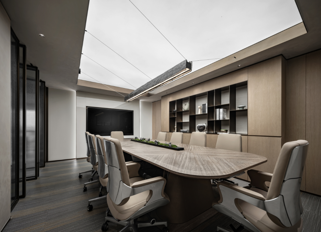 現(xiàn)代大氣的金融公司辦公室裝修設(shè)計(jì)方案(圖7) 現(xiàn)代大氣的金融公司辦公室裝修設(shè)計(jì)方案(圖7)