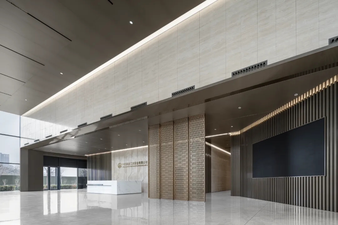 中鐵工業(yè)新辦公大樓裝修設(shè)計(jì)(圖2) 中鐵工業(yè)新辦公大樓裝修設(shè)計(jì)(圖2)