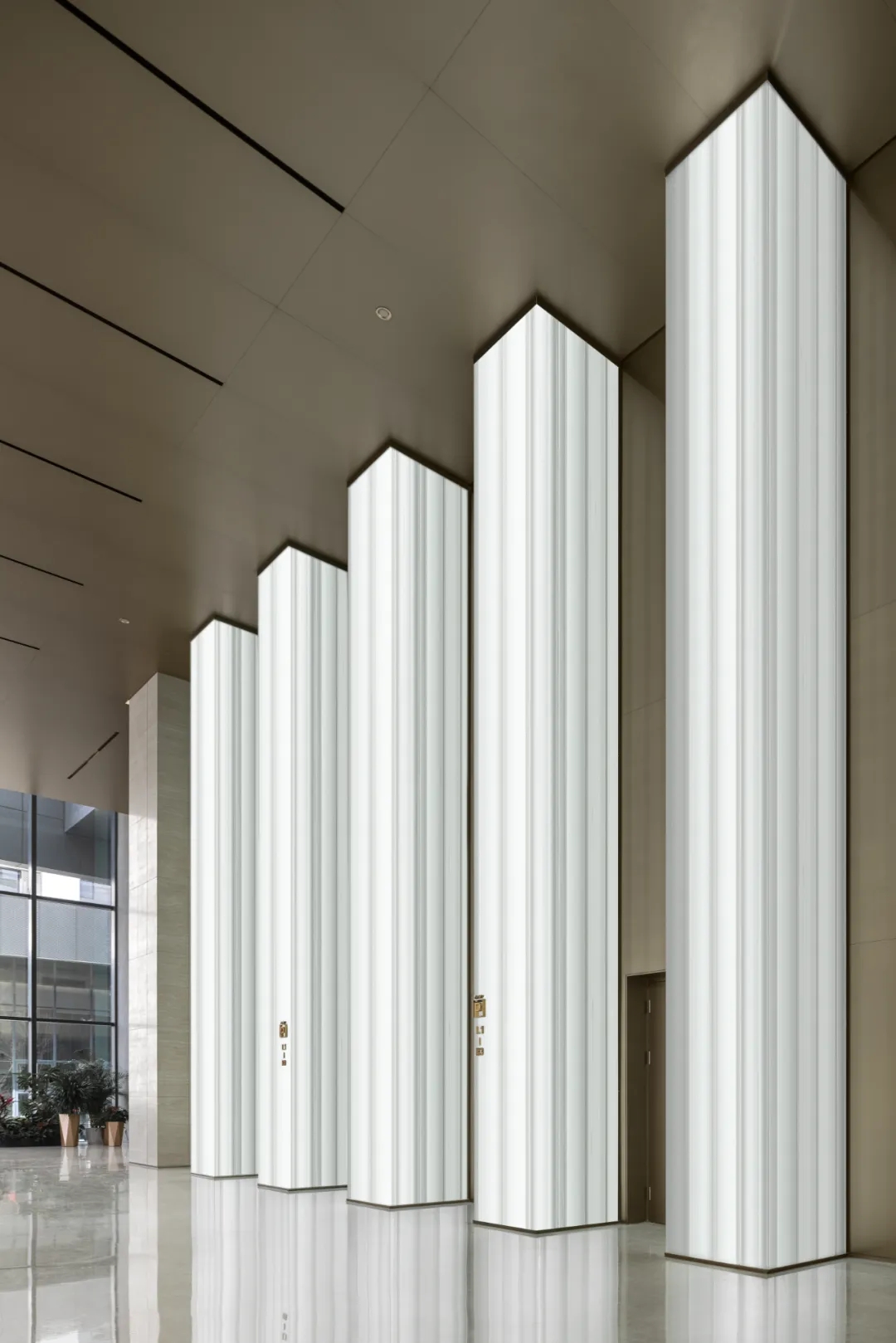 中鐵工業(yè)新辦公大樓裝修設(shè)計(jì)(圖5) 中鐵工業(yè)新辦公大樓裝修設(shè)計(jì)(圖5)