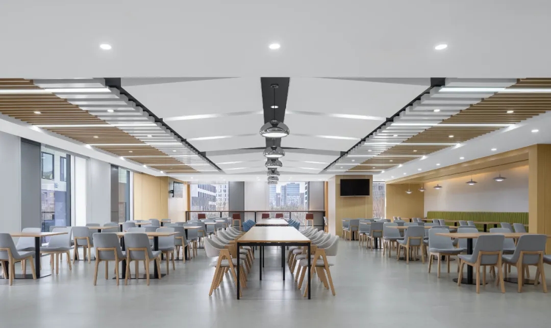 中鐵工業(yè)新辦公大樓裝修設(shè)計(jì)(圖15) 中鐵工業(yè)新辦公大樓裝修設(shè)計(jì)(圖15)