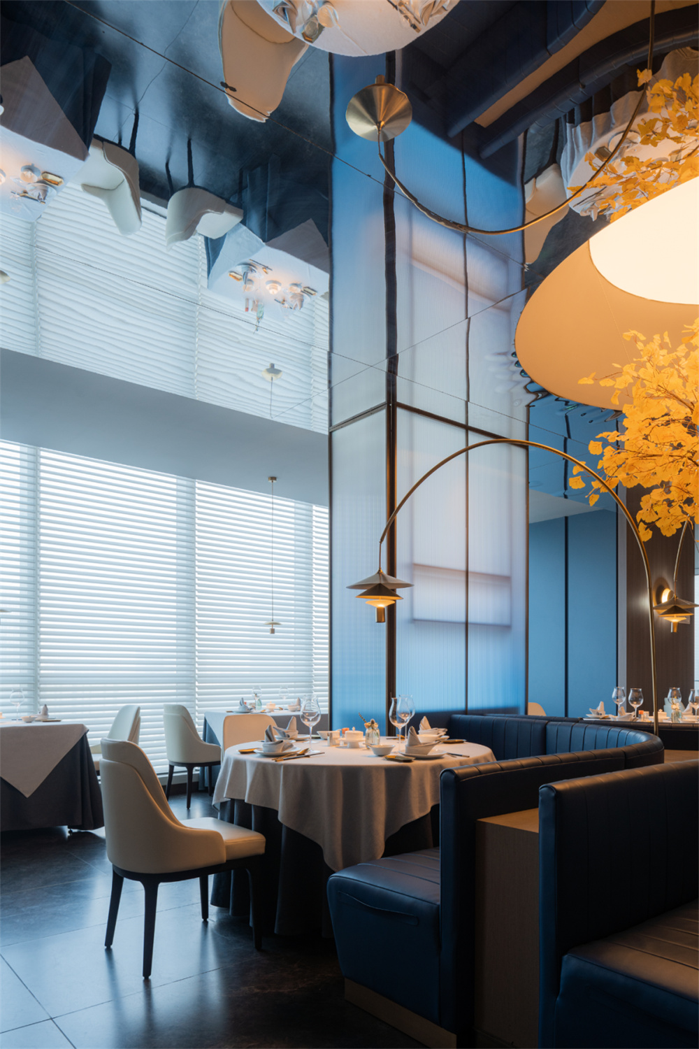 鄭州金博大推薦拾味甬府尊鮮海鮮餐廳裝修設(shè)計(jì)方案(圖7) 鄭州金博大推薦拾味甬府尊鮮海鮮餐廳裝修設(shè)計(jì)方案(圖7)