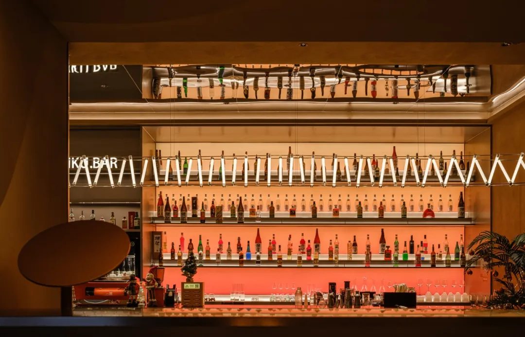 特色燒烤店設計推薦:八贊燒肉酒廊裝修設計案例(圖3) 特色燒烤店設計推薦:八贊燒肉酒廊裝修設計案例(圖3)