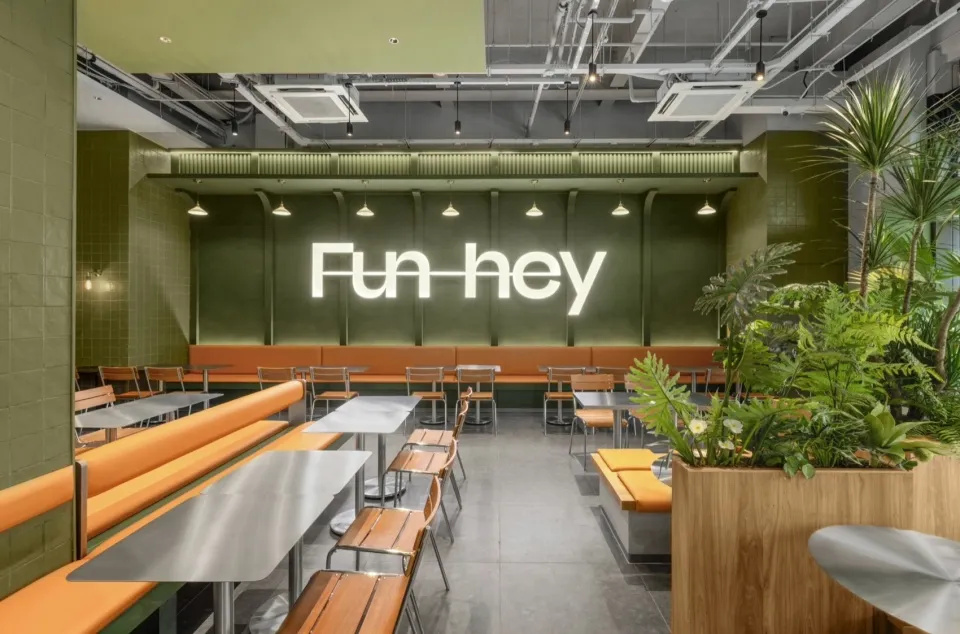 鄭州金博大推薦Fun-hey余歡泰式快餐店裝修設(shè)計(圖3) 鄭州金博大推薦Fun-hey余歡泰式快餐店裝修設(shè)計(圖3)