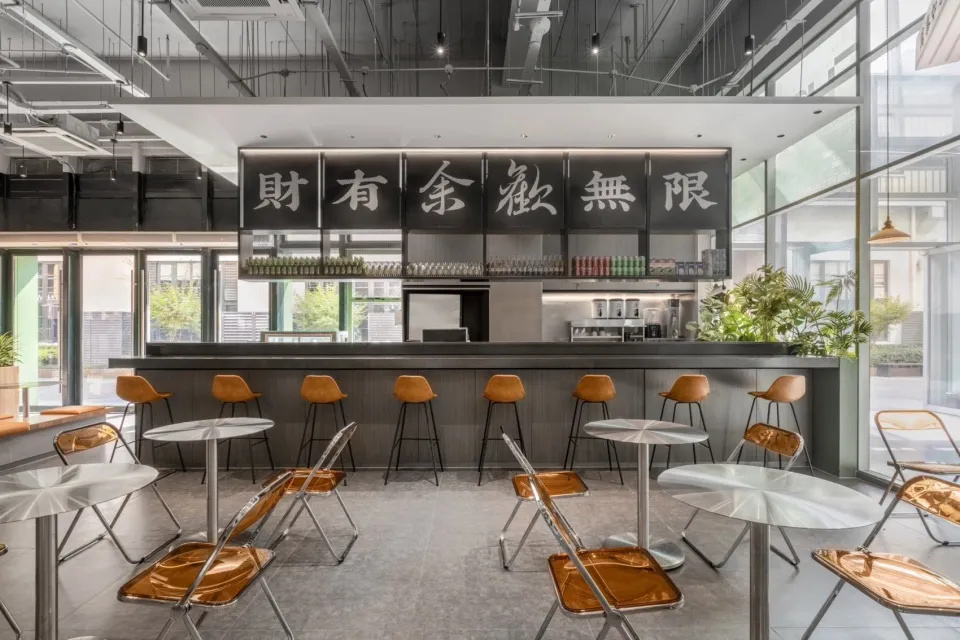 鄭州金博大推薦Fun-hey余歡泰式快餐店裝修設(shè)計(圖4) 鄭州金博大推薦Fun-hey余歡泰式快餐店裝修設(shè)計(圖4)