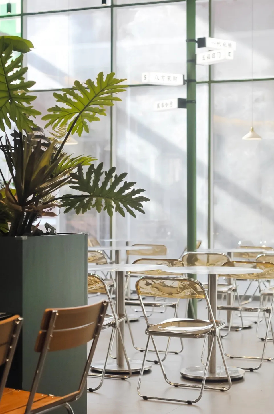 鄭州金博大推薦Fun-hey余歡泰式快餐店裝修設(shè)計(圖10) 鄭州金博大推薦Fun-hey余歡泰式快餐店裝修設(shè)計(圖10)