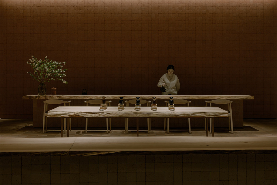 théATRE茶聚場山居茶境旗艦店裝修設(shè)計方案(圖7) théATRE茶聚場山居茶境旗艦店裝修設(shè)計方案(圖7)