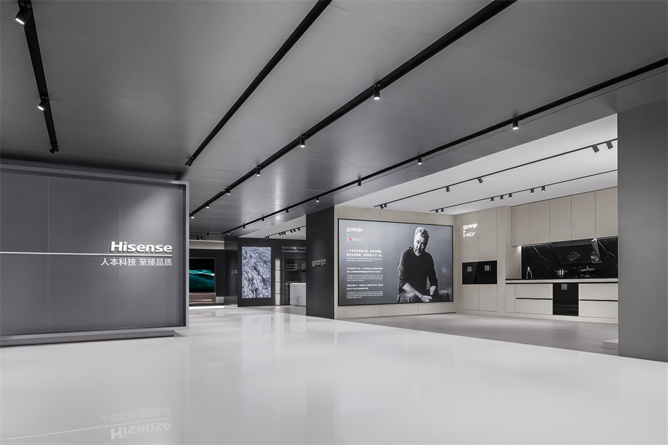 極簡(jiǎn)科技未來(lái) 海信集團(tuán)展廳裝修設(shè)計(jì)案例(圖5) 極簡(jiǎn)科技未來(lái) 海信集團(tuán)展廳裝修設(shè)計(jì)案例(圖5)