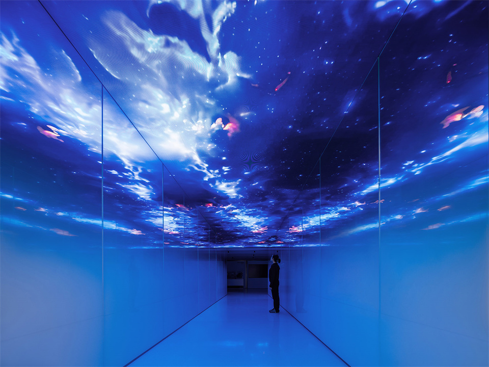 極簡(jiǎn)科技未來(lái) 海信集團(tuán)展廳裝修設(shè)計(jì)案例(圖10) 極簡(jiǎn)科技未來(lái) 海信集團(tuán)展廳裝修設(shè)計(jì)案例(圖10)