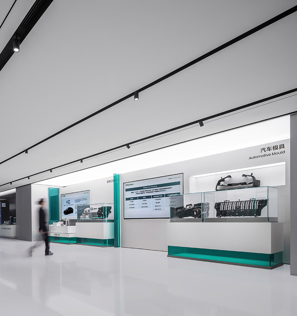 極簡(jiǎn)科技未來(lái) 海信集團(tuán)展廳裝修設(shè)計(jì)案例(圖13) 極簡(jiǎn)科技未來(lái) 海信集團(tuán)展廳裝修設(shè)計(jì)案例(圖13)