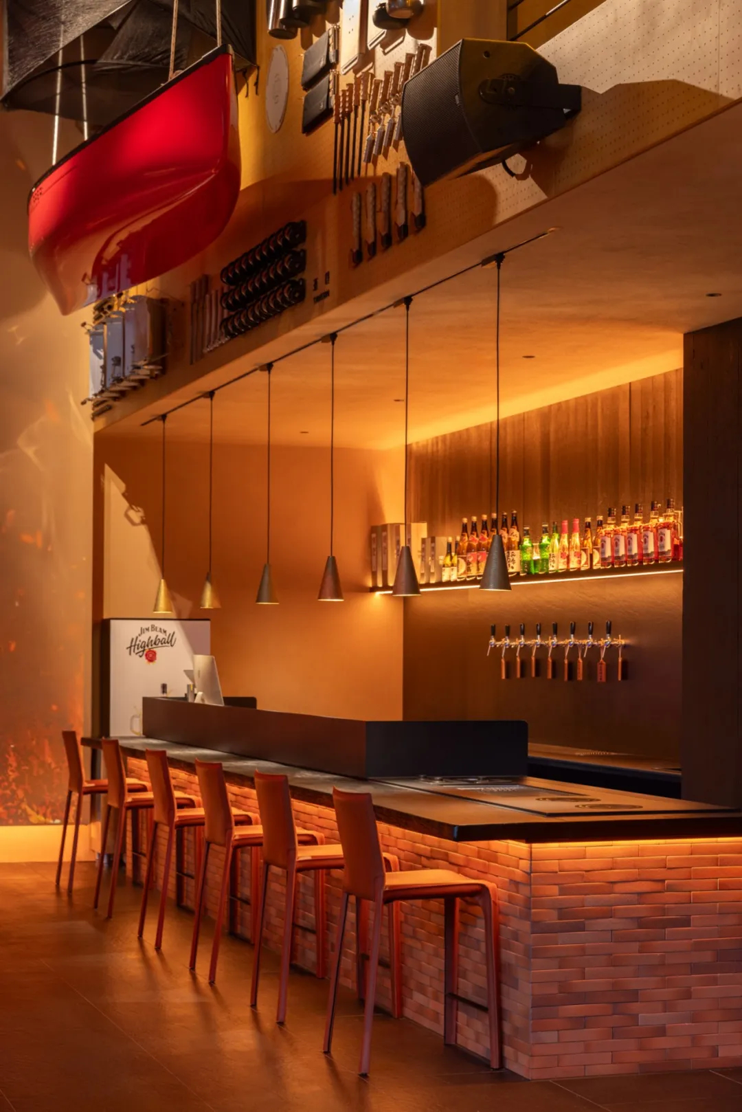 鄭州金博大推薦篝火旁·露營風(fēng)燒烤店裝修設(shè)計方案(圖18) 鄭州金博大推薦篝火旁·露營風(fēng)燒烤店裝修設(shè)計方案(圖18)