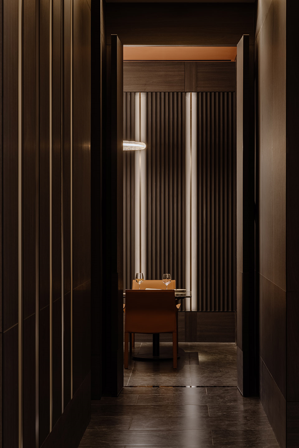 優(yōu)雅藝術 勞瑞斯慢烤牛排館裝修設計案例(圖9) 優(yōu)雅藝術 勞瑞斯慢烤牛排館裝修設計案例(圖9)