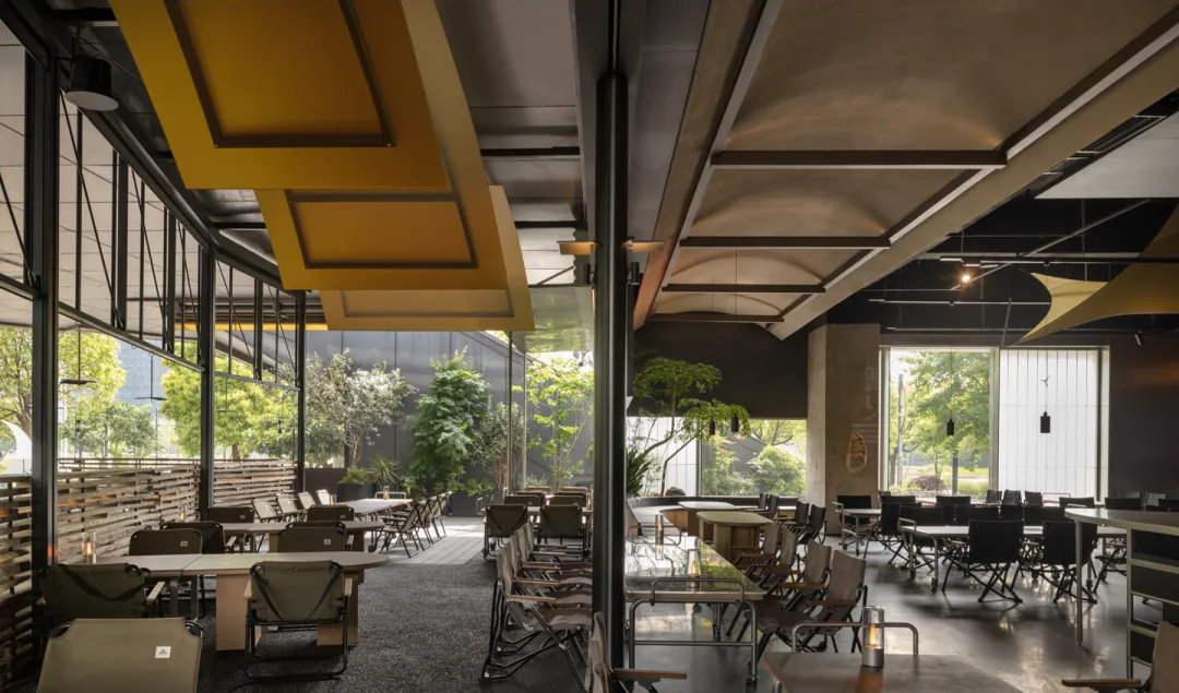 戶外體驗搬入室內(nèi) 篝火旁燒烤店改造裝修設計(圖10) 戶外體驗搬入室內(nèi) 篝火旁燒烤店改造裝修設計(圖10)