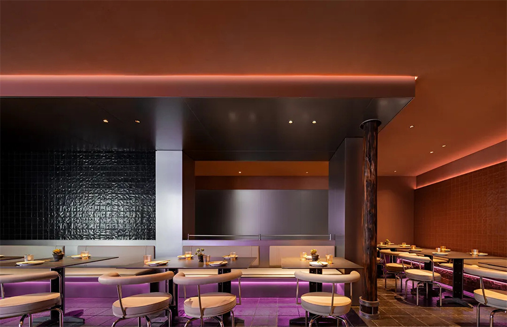 吸引年輕人的獨(dú)一味烤魚餐廳裝修設(shè)計(jì)案例(圖3) 吸引年輕人的獨(dú)一味烤魚餐廳裝修設(shè)計(jì)案例(圖3)