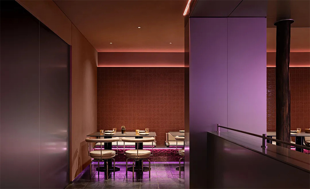吸引年輕人的獨(dú)一味烤魚餐廳裝修設(shè)計(jì)案例(圖5) 吸引年輕人的獨(dú)一味烤魚餐廳裝修設(shè)計(jì)案例(圖5)