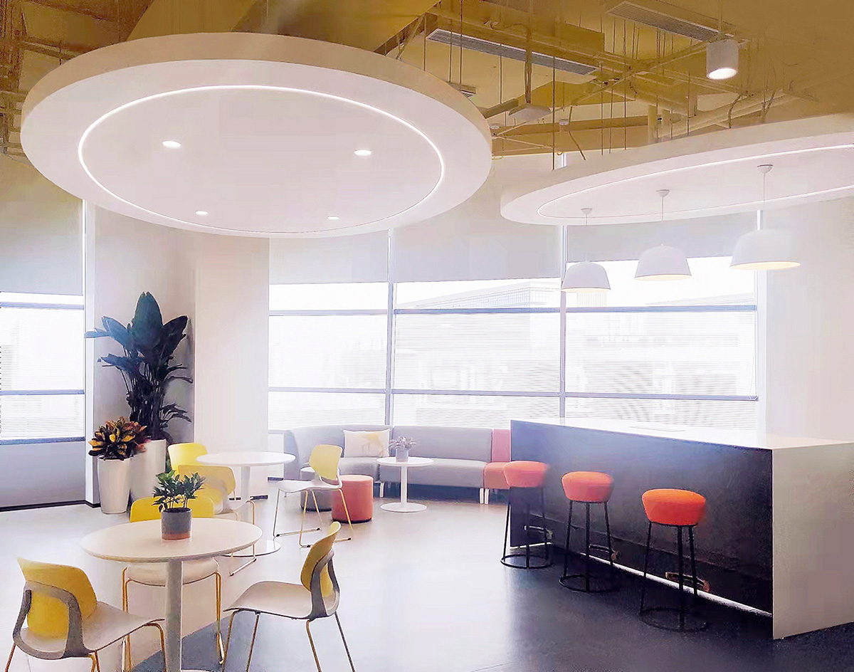 科技風(fēng)與工業(yè)風(fēng) 腦動極光醫(yī)療科技公司辦公室裝修設(shè)計(圖6) 科技風(fēng)與工業(yè)風(fēng) 腦動極光醫(yī)療科技公司辦公室裝修設(shè)計(圖6)